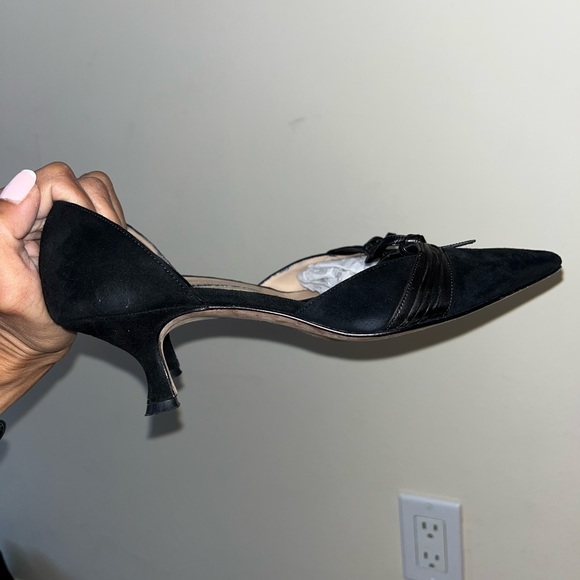 SOLD - Manolo Blahnik D’Orsay kitten heel pumps - Picture 5 of 6